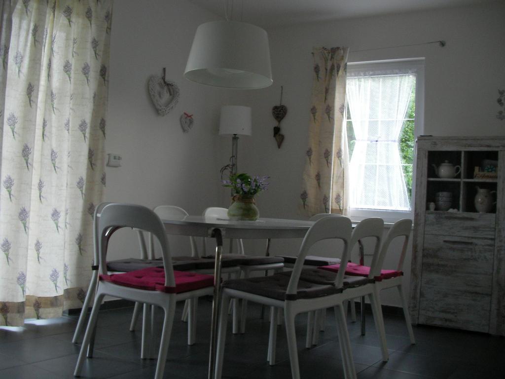 Dum Na Lipne Villa Lipno nad Vltavou Ngoại thất bức ảnh